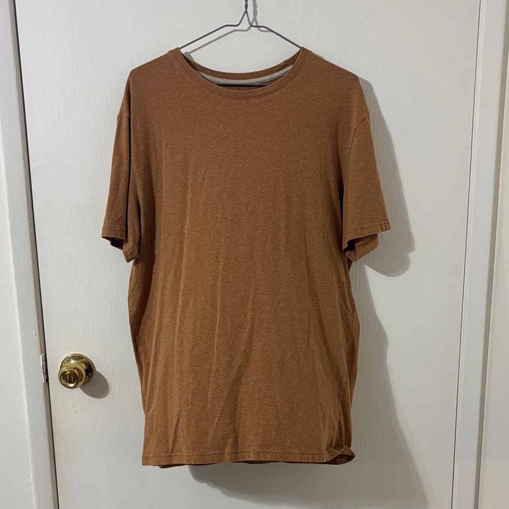 Denver Hayes Men’s XL Brown Crew Neck T-Shirt
